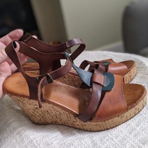 NB Leather Wedge Sandals, Spain